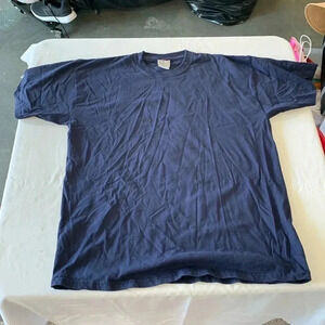 Discus men’s XL navy blue tee shirt EUC